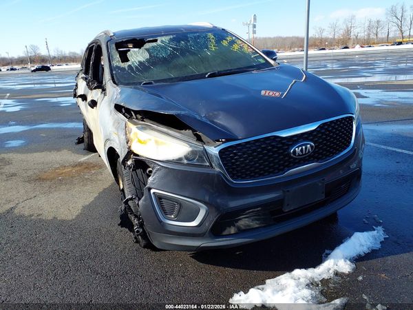 2017 KIA SORENTO 2.4L LX