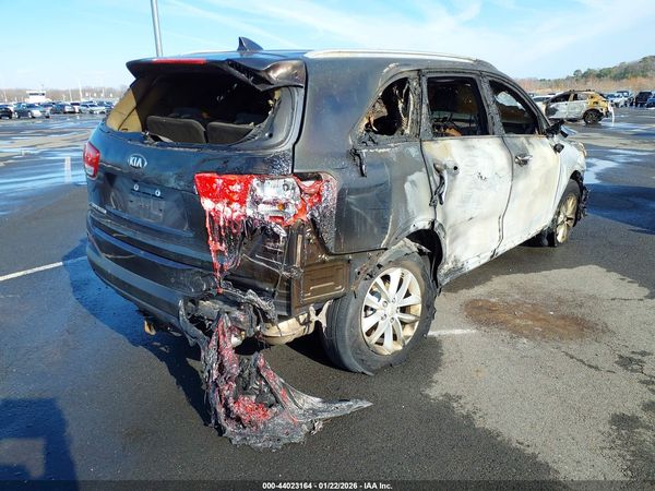 2017 KIA SORENTO 2.4L LX