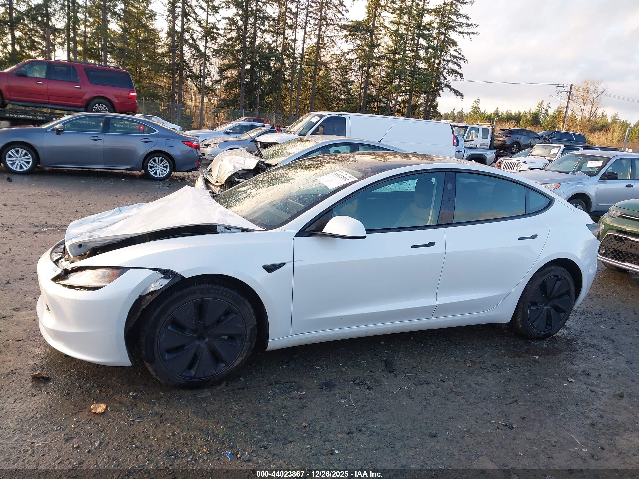 2024 TESLA MODEL 3