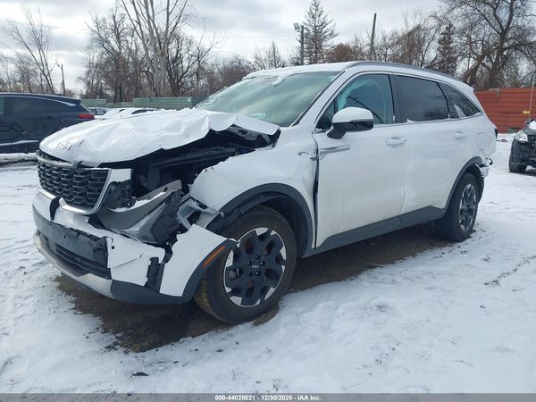 2025 KIA SORENTO S