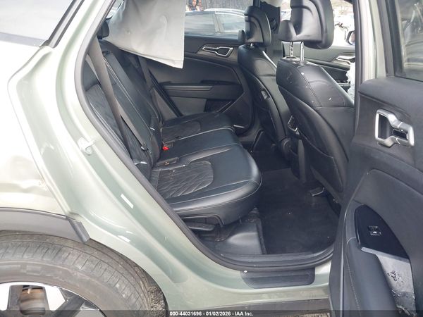 2023 KIA SPORTAGE X-LINE