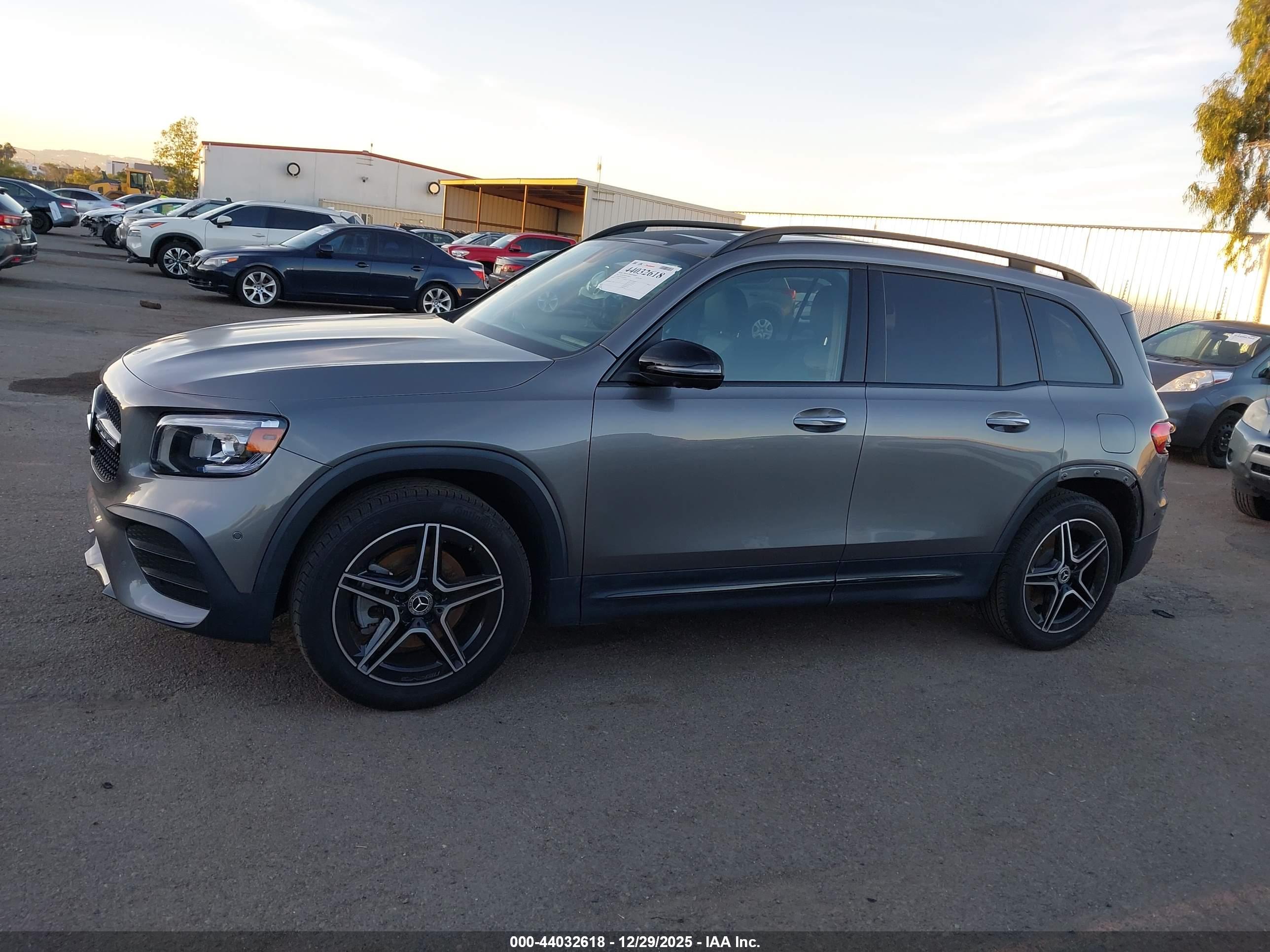 2023 MERCEDES-BENZ GLB 250 4MATIC