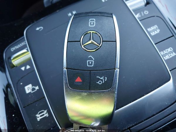 2023 MERCEDES-BENZ GLB 250 4MATIC