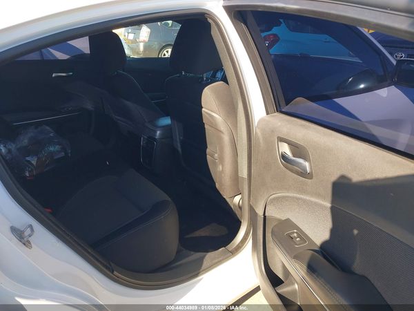 2015 DODGE CHARGER SE