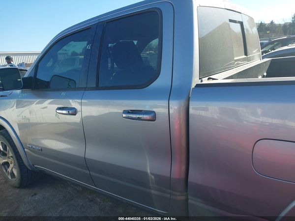 2019 RAM 1500 LARAMIE  4X2 6'4 BOX