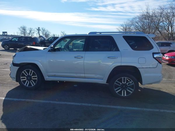 2017 TOYOTA 4RUNNER LIMITED