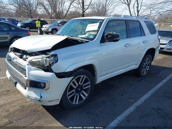 2017 TOYOTA 4RUNNER LIMITED