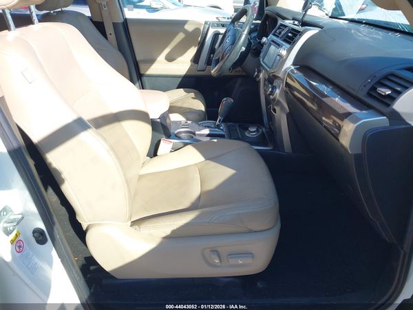 2017 TOYOTA 4RUNNER LIMITED