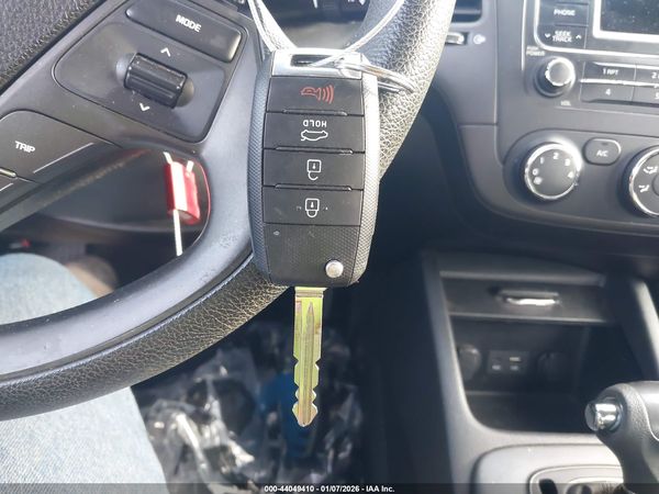 2016 KIA FORTE LX