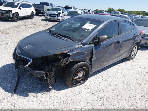 2016 KIA FORTE LX