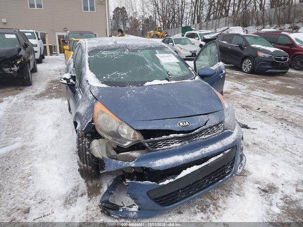 2016 KIA RIO LX