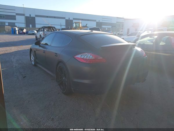 2011 PORSCHE PANAMERA 4