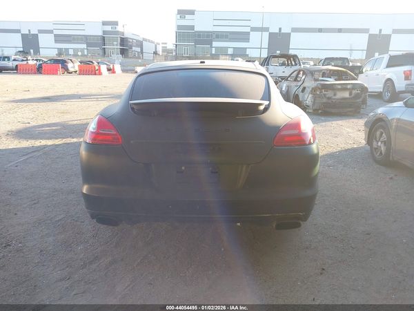2011 PORSCHE PANAMERA 4