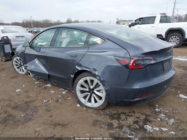 2022 TESLA MODEL 3
