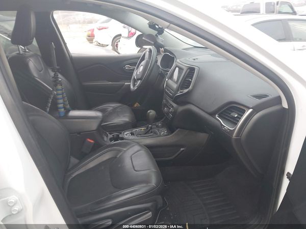 2019 JEEP CHEROKEE LATITUDE PLUS 4X4