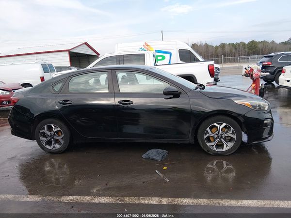 2019 KIA FORTE LXS