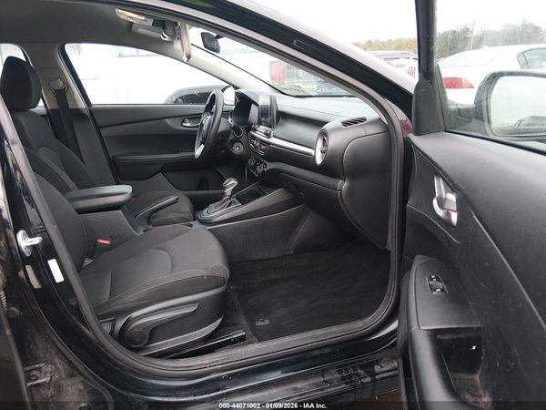 2019 KIA FORTE LXS