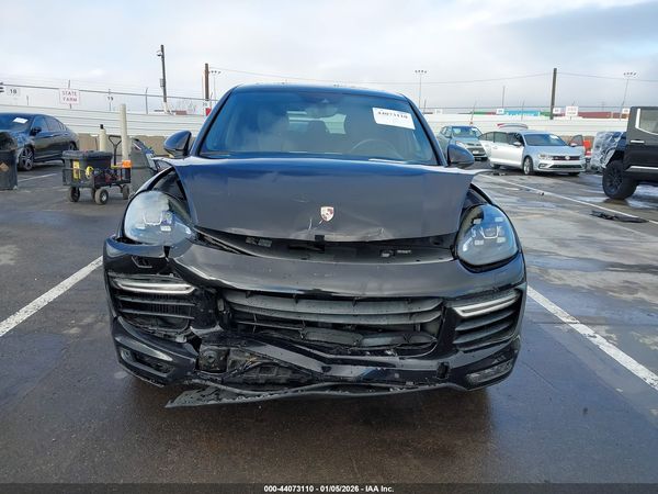 2016 PORSCHE CAYENNE TURBO/TURBO S