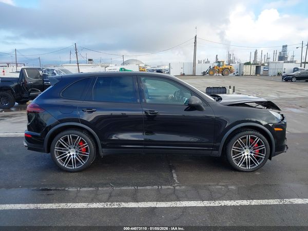 2016 PORSCHE CAYENNE TURBO/TURBO S