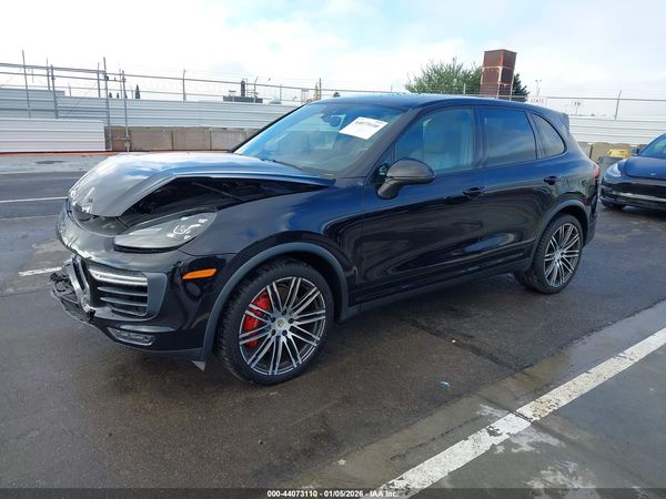 2016 PORSCHE CAYENNE TURBO/TURBO S