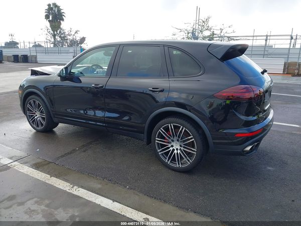 2016 PORSCHE CAYENNE TURBO/TURBO S