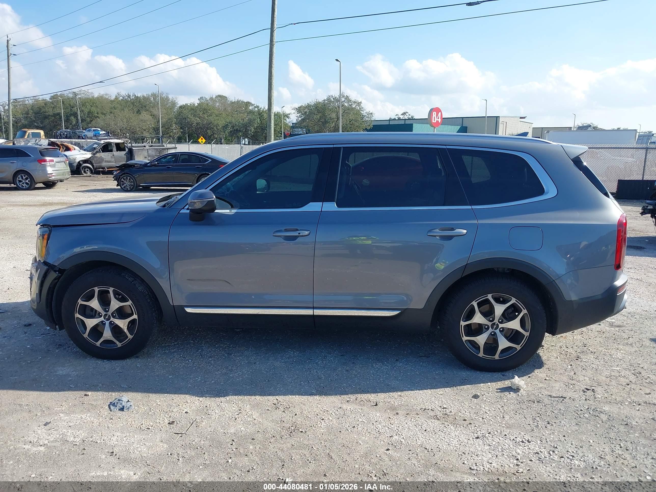 2022 KIA TELLURIDE EX