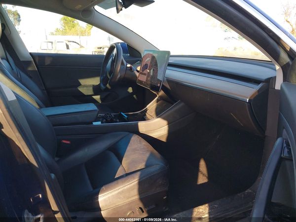 2019 TESLA MODEL 3