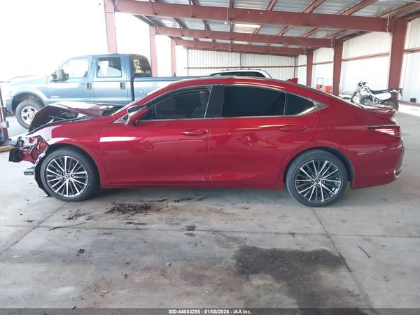 2025 LEXUS ES 300H 300h Premium