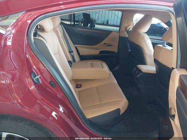 2025 LEXUS ES 300H 300h Premium