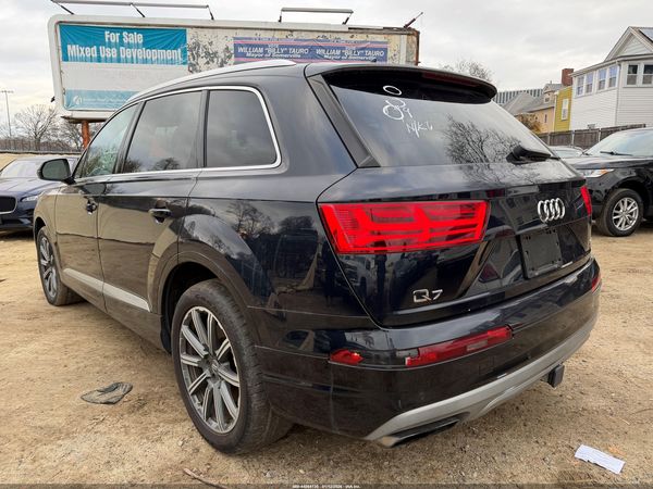 2017 AUDI Q7 3.0T PREMIUM