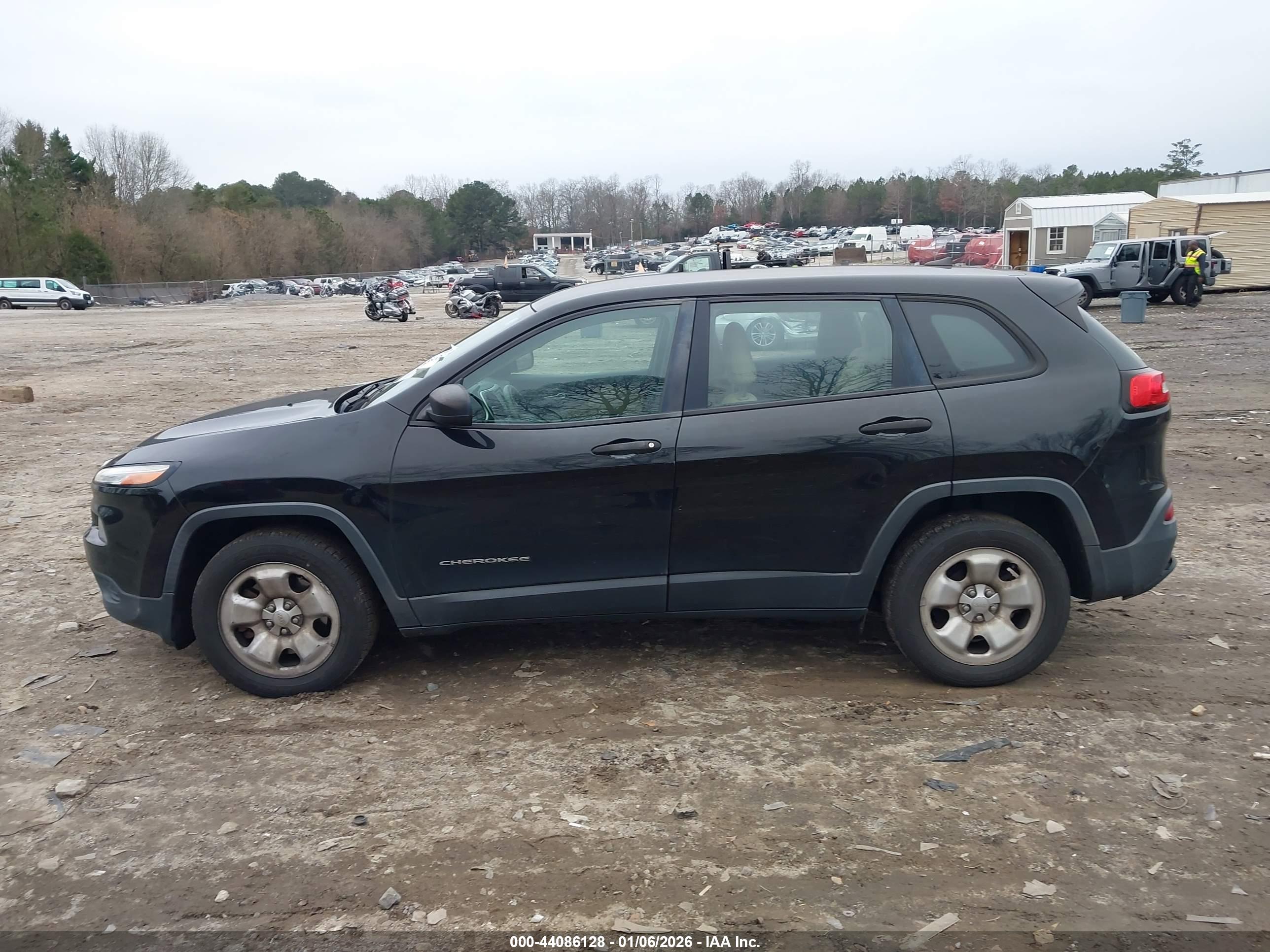 2017 JEEP CHEROKEE SPORT FWD