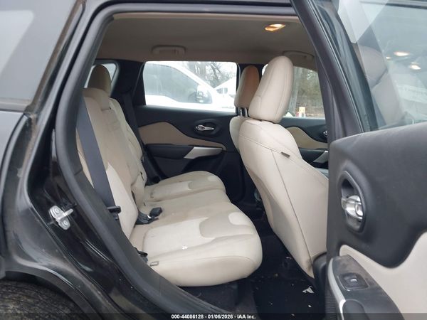 2017 JEEP CHEROKEE SPORT FWD