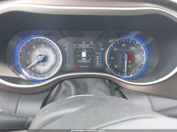 2017 CHRYSLER PACIFICA TOURING — I7
