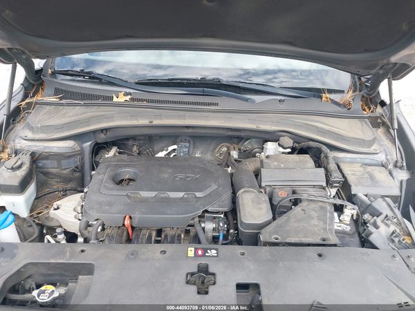 2019 HYUNDAI SANTA FE SE