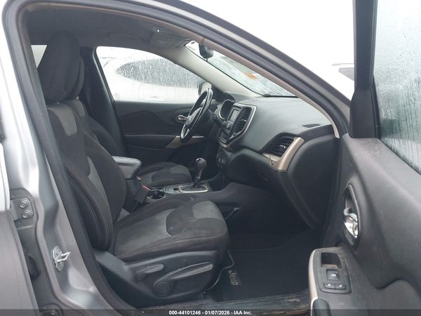 2017 JEEP CHEROKEE ALTITUDE FWD