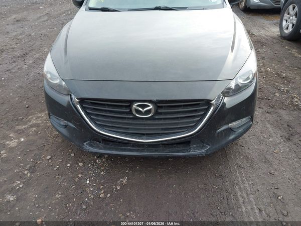 2018 MAZDA MAZDA3 TOURING