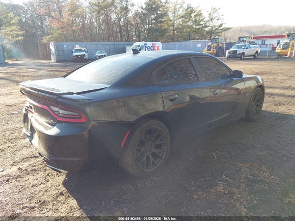 2016 DODGE CHARGER R/T