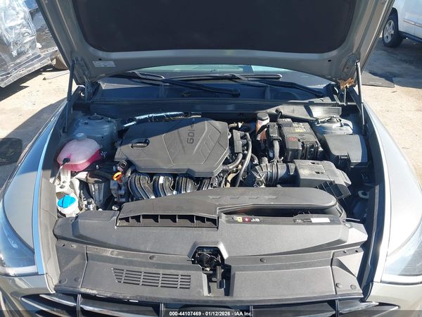 2023 HYUNDAI SONATA SE