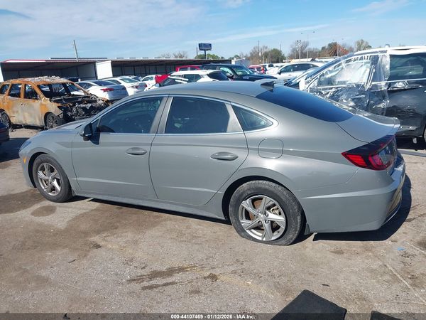 2023 HYUNDAI SONATA SE