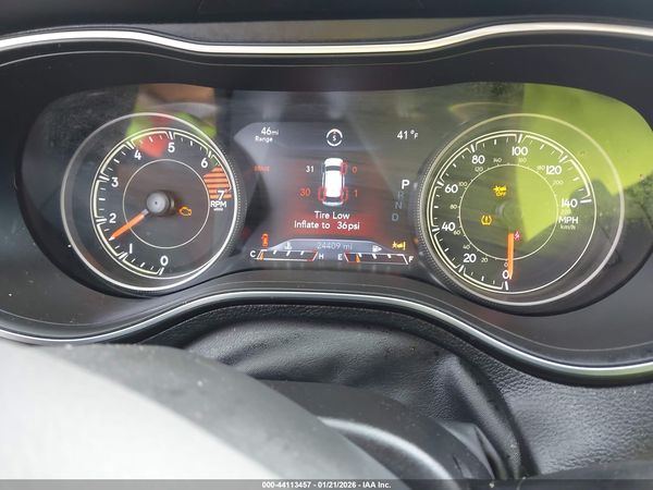 2023 JEEP CHEROKEE ALTITUDE LUX 4X4