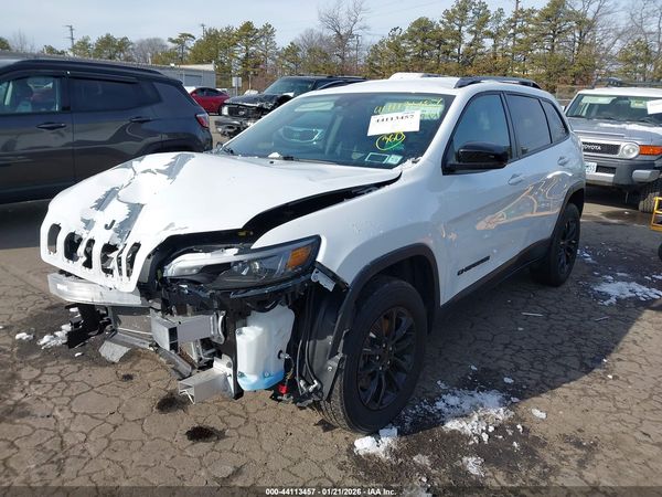 2023 JEEP CHEROKEE ALTITUDE LUX 4X4
