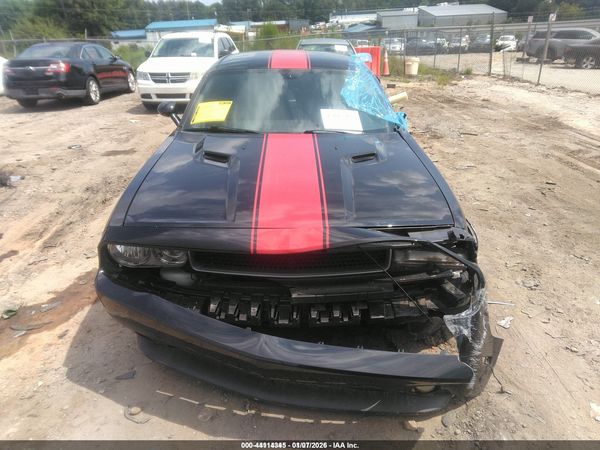 2012 DODGE CHALLENGER SXT