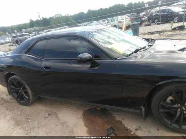 2012 DODGE CHALLENGER SXT