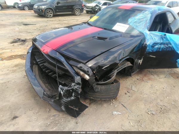 2012 DODGE CHALLENGER SXT