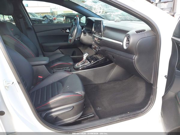 2024 KIA FORTE GT