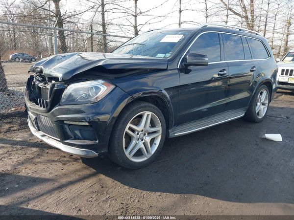 2014 MERCEDES-BENZ GL 550 4MATIC