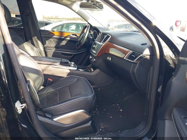 2014 MERCEDES-BENZ GL 550 4MATIC
