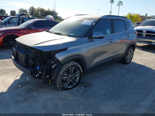 2022 KIA SELTOS S