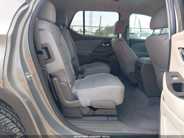 2019 CHEVROLET TRAVERSE 1LT — I8