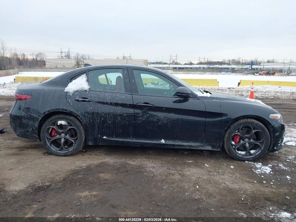 2017 ALFA ROMEO GIULIA TI AWD
